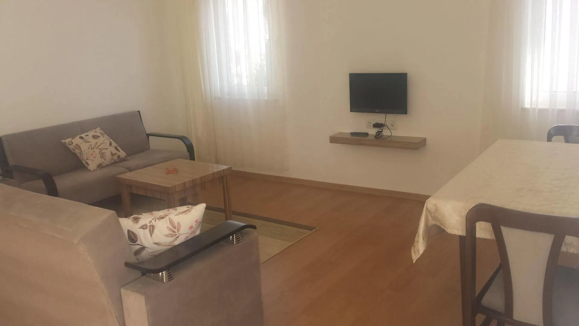 Pinus Otel Antalya 3*,